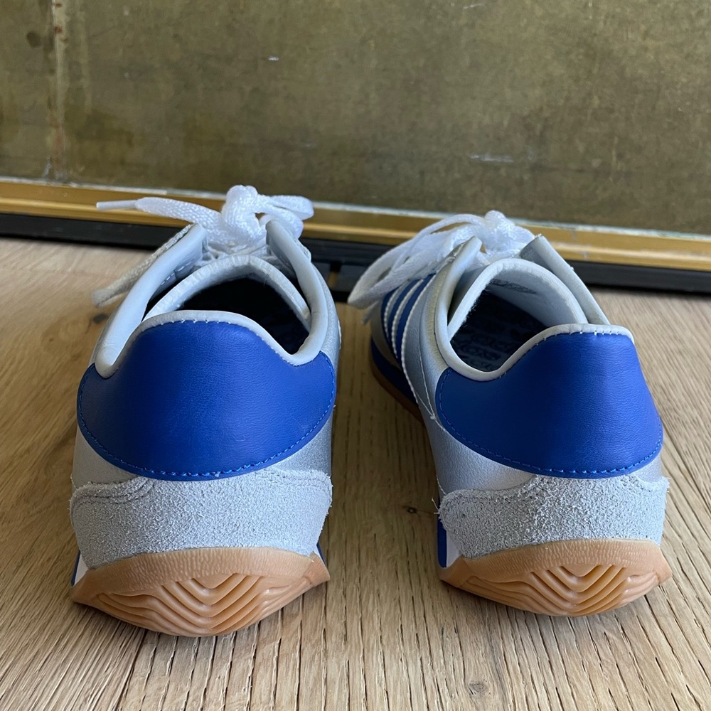 NEW Adidas Country OG Silver Blue Metallic Leather Gum Sole Sneakers NWOB - Picture 8 of 11